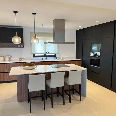 Villa Lux House *