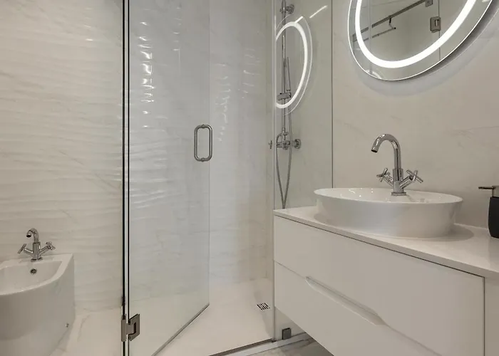 Lux House Вилла *