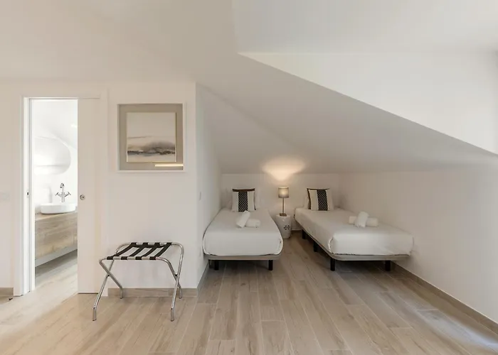 Lux House Вилла